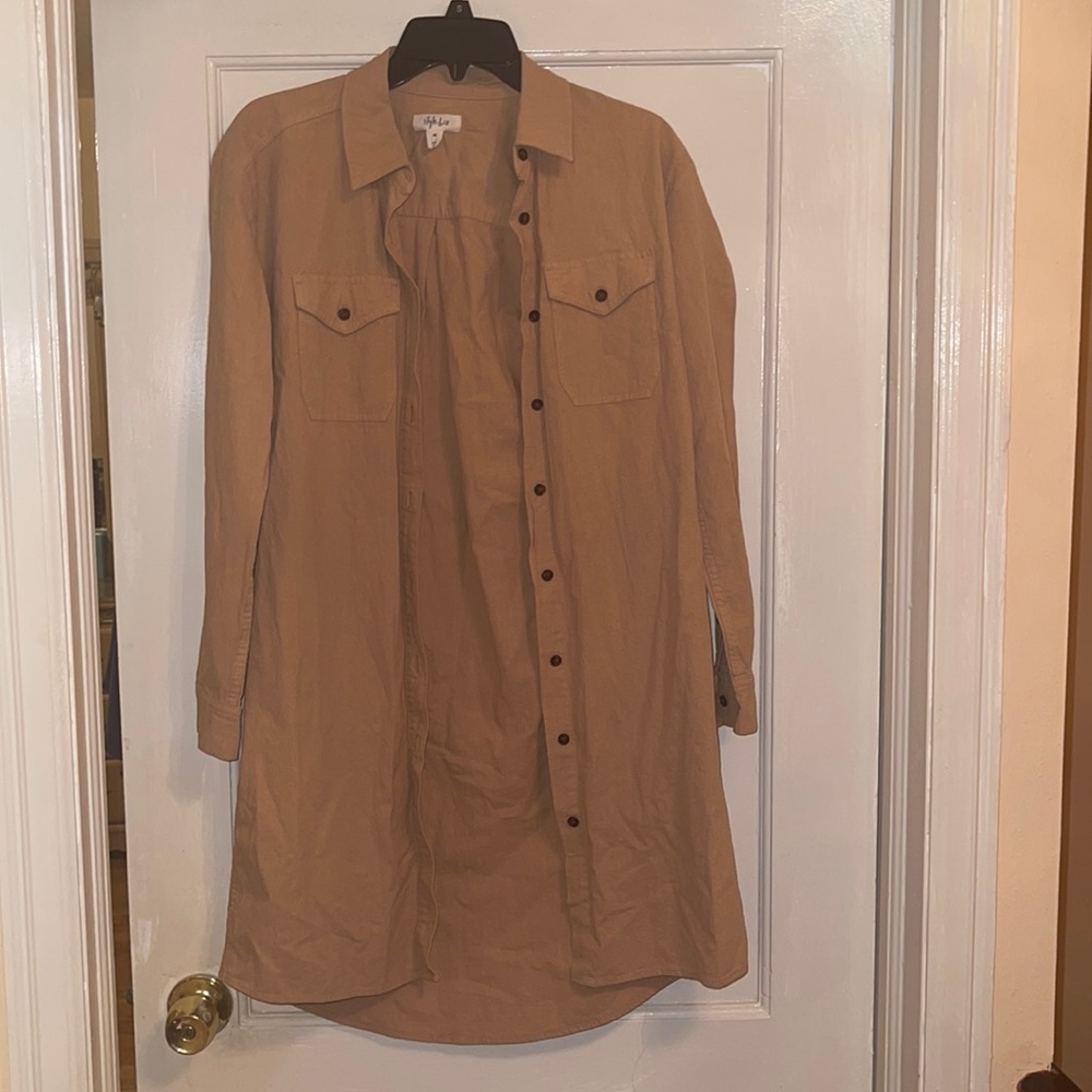 Beautiful brand new women’s/junior long bottoms down shirt